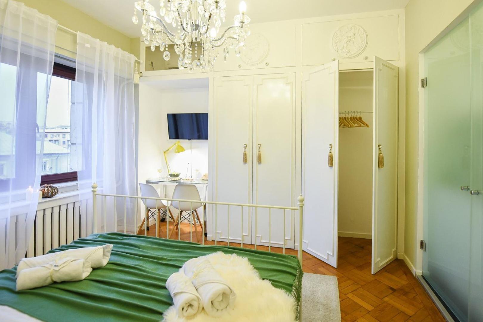 Cozy Studio Overlooking The Old Town Bucharest Luaran gambar